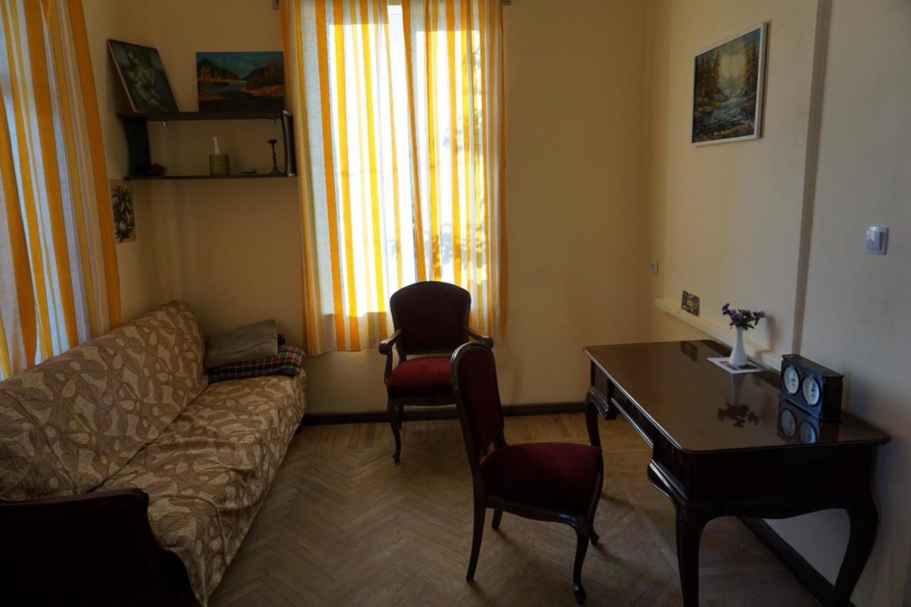 Хостелы Picnic Hostel Кутаиси-13