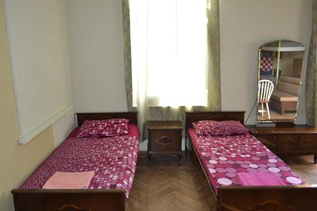 Хостелы Picnic Hostel Кутаиси-7